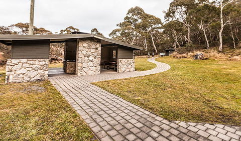 Thredbo River Picnic Area - Accommodation Sunshine Coast 1