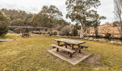 Thredbo River Picnic Area - Accommodation Sunshine Coast 2
