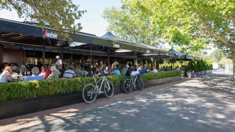 Tilley's - Accommodation Sunshine Coast 3