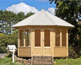 Robertson NSW Accommodation Sunshine Coast