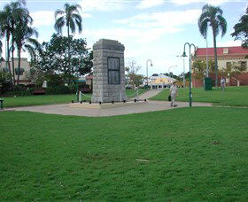 Sandgate War Memorial Park - Accommodation Sunshine Coast 2