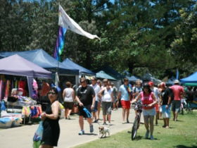 Broadbeach Art And Craft Markets - Accommodation Sunshine Coast 0