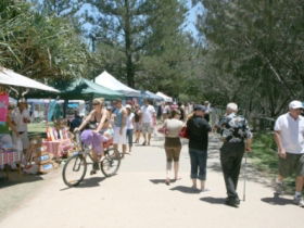 Broadbeach Art And Craft Markets - Accommodation Sunshine Coast 2