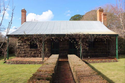Mount Mitchell - Accommodation Sunshine Coast 2