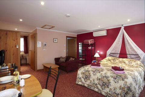 NorthEast Restawhile Bed And Breakfast - Accommodation Sunshine Coast 1