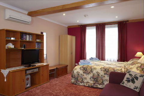 NorthEast Restawhile Bed And Breakfast - Accommodation Sunshine Coast 5