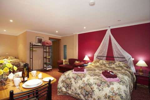 NorthEast Restawhile Bed And Breakfast - Accommodation Sunshine Coast 8