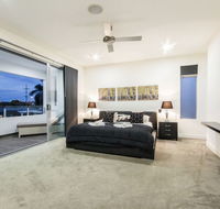 The Grand Broadbeach - Vogue Holiday Homes - Accommodation Sunshine Coast