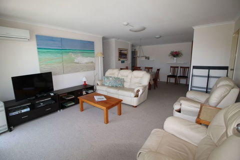 The Summit 6 - Accommodation Sunshine Coast 3