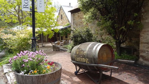 Wine Lovers Tours - Accommodation Sunshine Coast 0