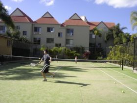 Sanctuary Beach Resort - Accommodation Sunshine Coast 1