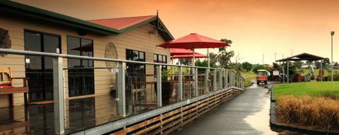 Thorny’s Putt-Putt - Accommodation Sunshine Coast 0