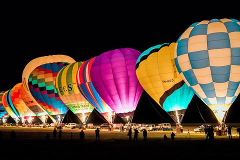 Yarra Valley Sunrise Balloon Flight & Champagne Breakfast - Accommodation Sunshine Coast 1