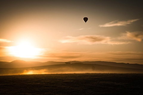 Yarra Valley Sunrise Balloon Flight & Champagne Breakfast - Accommodation Sunshine Coast 2