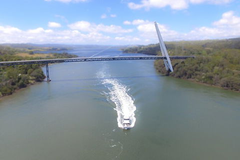 Batman Bridge 4 Hour Luncheon Cruise Including Sailing Into The Cataract Gorge - Accommodation Sunshine Coast 5