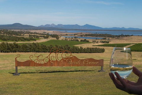 East Coast Splendour Gourmet Food Tour - Accommodation Sunshine Coast 2