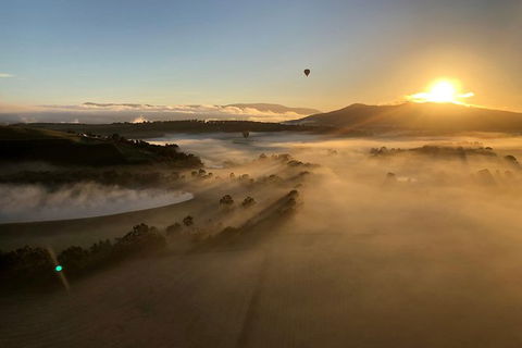 Balloon Flights In Northern Tasmania - Accommodation Sunshine Coast 1