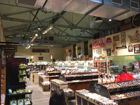 Adelaide Hills And Hahndorf Tour From Adelaide With Wine And Cheese Tasting - Accommodation Sunshine Coast 3