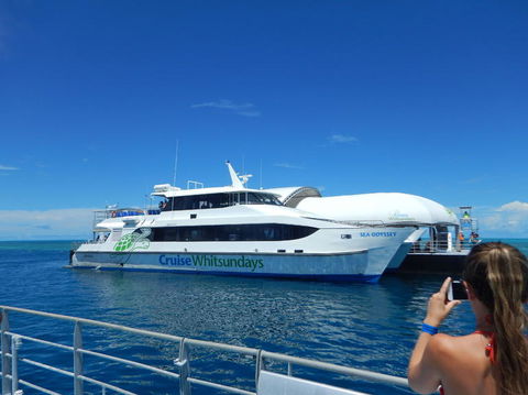 Great Barrier Reef Day Cruise To Reefworld - Accommodation Sunshine Coast 4