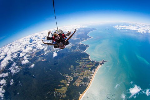 Beach Skydive From Up To 15000ft Over Mission Beach - Accommodation Sunshine Coast 4