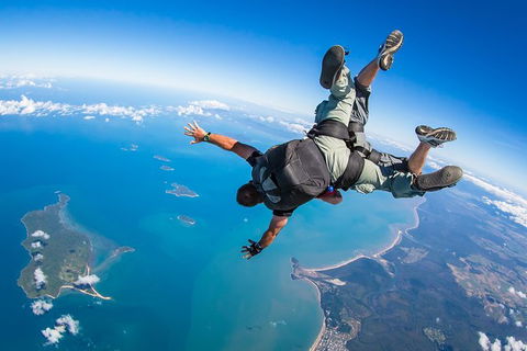 Beach Skydive From Up To 15000ft Over Mission Beach - Accommodation Sunshine Coast 5
