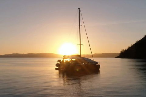 2-Night Whitsunday Islands All-Inclusive Sailing Tour From Airlie Beach - Accommodation Sunshine Coast 9