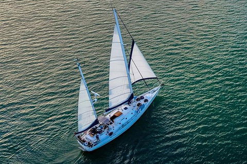 Full-Day Adventure Sailing Experience: Circumnavigate Magnetic Island - Accommodation Sunshine Coast 1