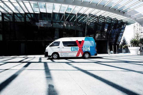 Brisbane Airport Arrival Shuttle Transfer To The Sunshine Coast Hotels/addresses - Accommodation Sunshine Coast 0