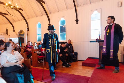 Aboriginal Live Theatre Show And Dinner - Accommodation Sunshine Coast 7