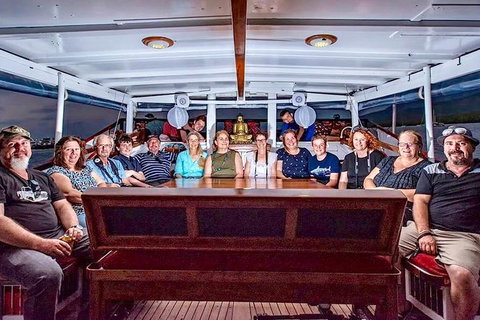 Shaolin Sunset Sailing Aboard Authentic Chinese Junk Boat - Accommodation Sunshine Coast 5