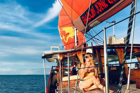 Shaolin Sunset Sailing Aboard Authentic Chinese Junk Boat - Accommodation Sunshine Coast 9