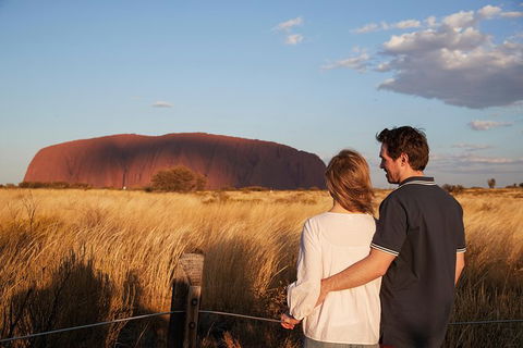Uluru (Ayers Rock) Sunset With Outback Barbecue Dinner And Star Tour - Accommodation Sunshine Coast 0