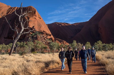 Highlights Of Uluru Including Sunrise And Breakfast - Accommodation Sunshine Coast 4