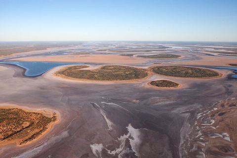 Scenic Flight: Gosses Bluff - Accommodation Sunshine Coast 5