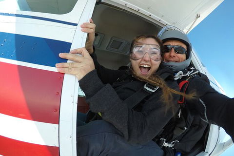 Coffs Harbour Ground Rush Or Max Freefall Tandem Skydive On The Beach - Accommodation Sunshine Coast 4
