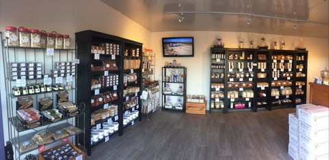 Almondco Almond Hut - Accommodation Sunshine Coast 1