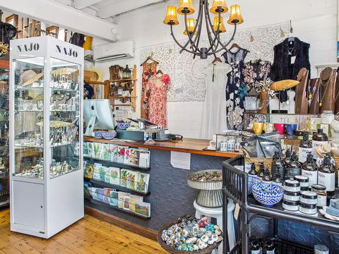 Bombo Clothing Co And The Bombo Gallery - Accommodation Sunshine Coast 0