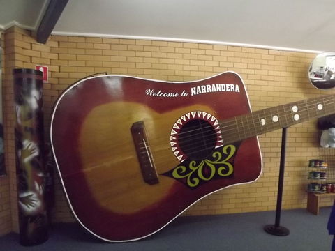 Narrandera's Big Guitar - Accommodation Sunshine Coast 2