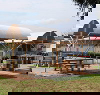 Ashley - Accommodation Sunshine Coast