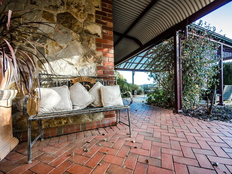 Hahndorf Creek Wellness Spa - Accommodation Sunshine Coast 2