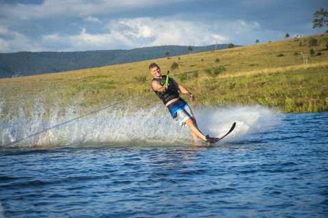 Lake Somerset - Accommodation Sunshine Coast 2