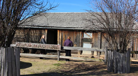 Early Settlers Hut - Accommodation Sunshine Coast 1