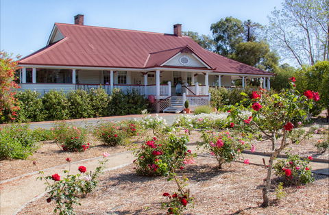 Ringsfield House, Nanango - Accommodation Sunshine Coast 0