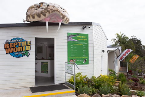 Steve McEwan's Reptile World - Accommodation Sunshine Coast 0