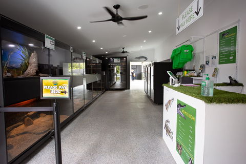 Steve McEwan's Reptile World - Accommodation Sunshine Coast 1