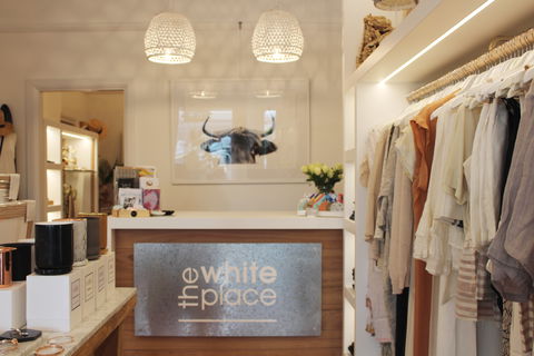 The White Place - Accommodation Sunshine Coast 0