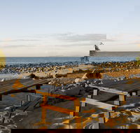 Dolphin Heads - Accommodation Sunshine Coast