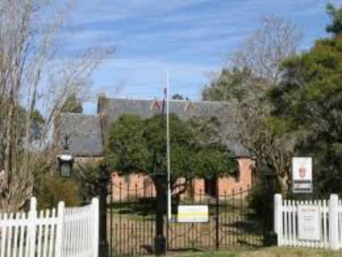 Gresford - Accommodation Sunshine Coast 1