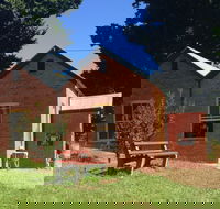 Lyrebirds Lair Gallery and Gifts - Accommodation Sunshine Coast