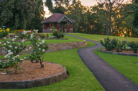 Macarthur Park - Accommodation Sunshine Coast 0